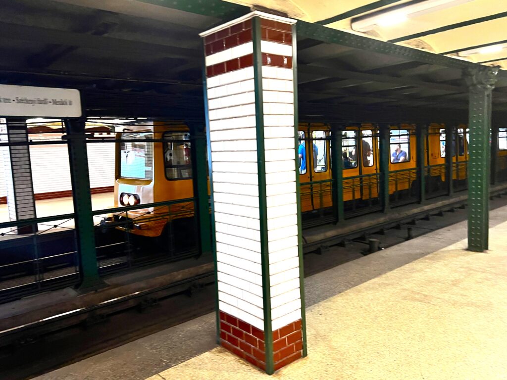 Hungarian Metro