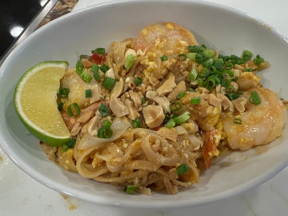 My Oceania Riviera Cooking Class Pad Thai