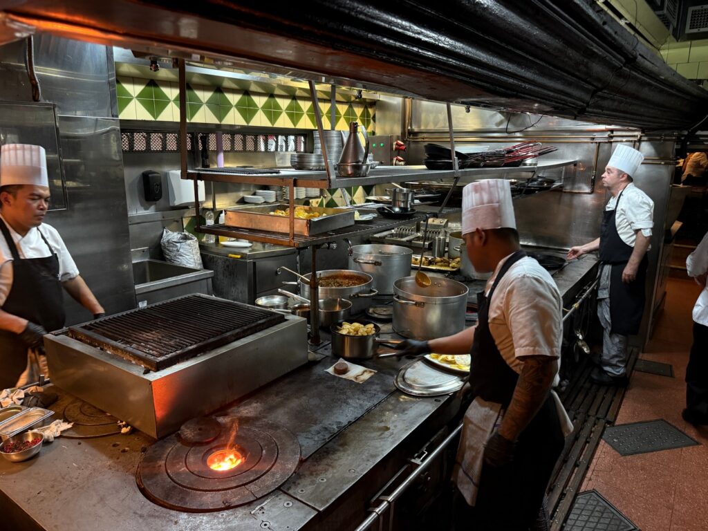 Los Caracoles Kitchen