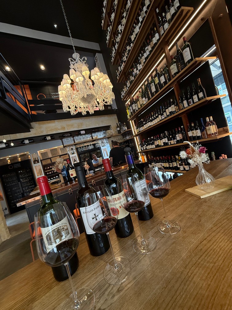 Vignobles et Châteaux Wine Bar (Read the wine labels for more information.)