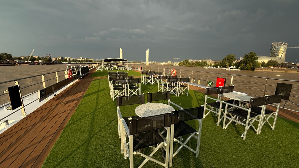 Scenic Diamond Sun Deck